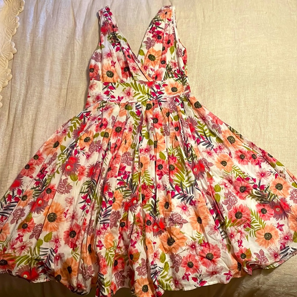 50’s vibe voile sundress. Too cute!